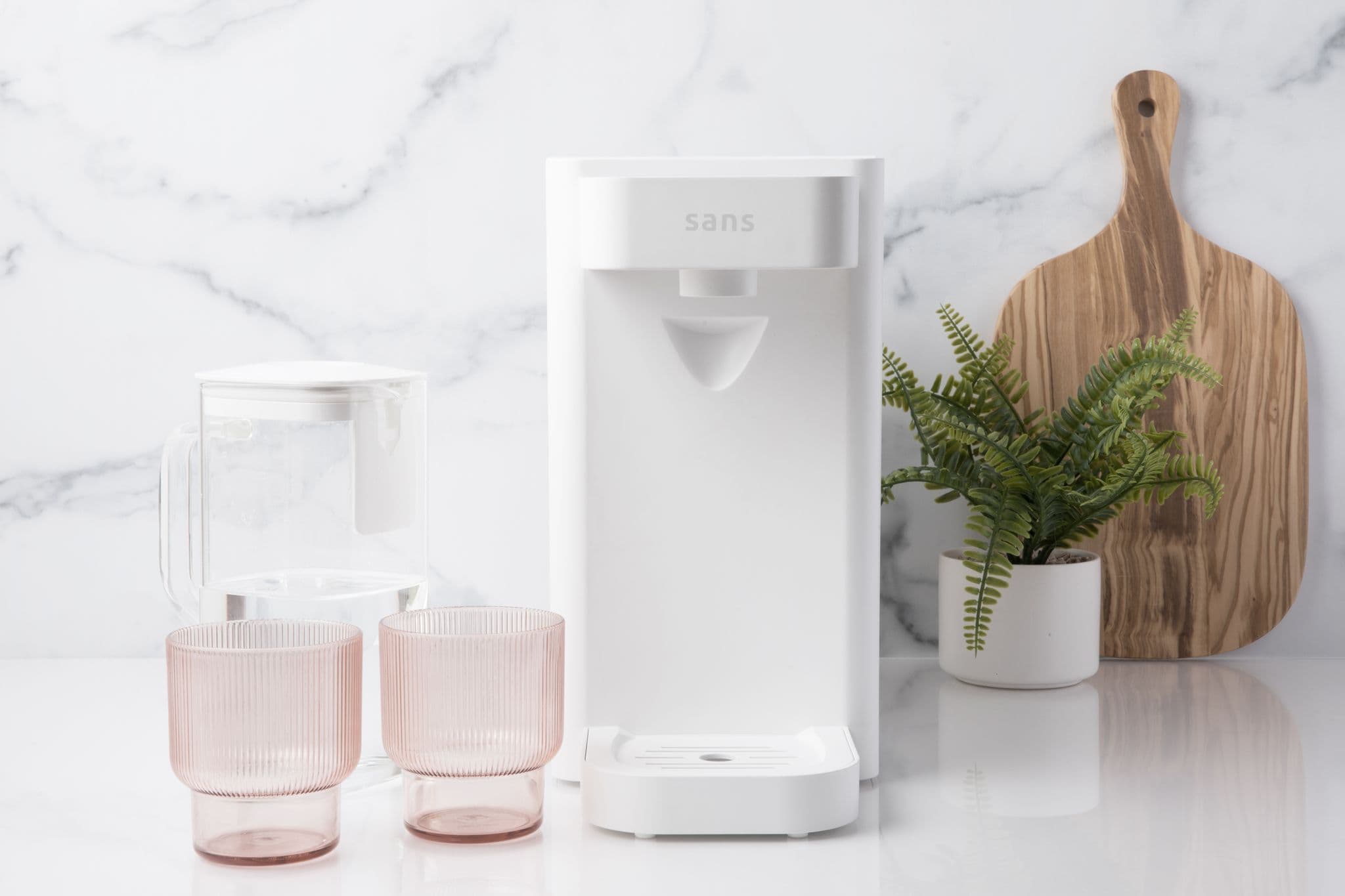 Sans water purifier lifestyle shot
